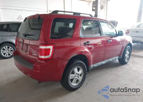 2009 Ford Escape Xlt z USA, uszkodzony, nr VIN 1FMCU93G59KC04613
